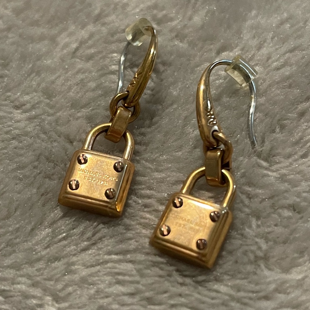 MICHAEL KORS Rose Gold Earrings